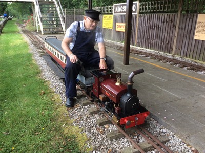 Allan Leary with his 7 1/4" gauge 0-4-0ST Jessie "Lord Jim"